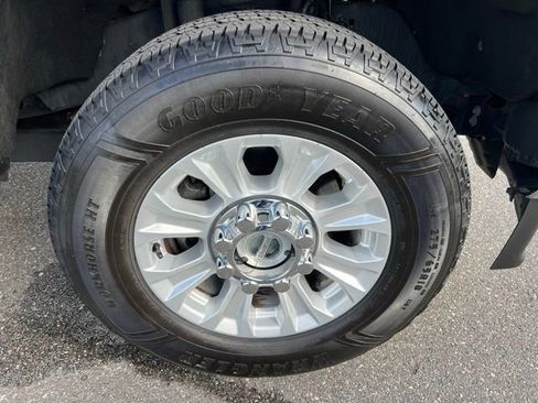 Used 2022 Ford F250 XLT image 10