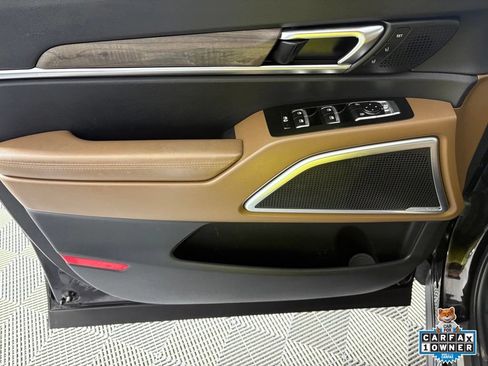 Certified 2022 Kia Telluride SX w/ SX Prestige Package AWD/4WD image 15