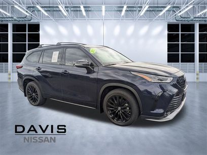 Used 2023 Toyota Highlander XSE