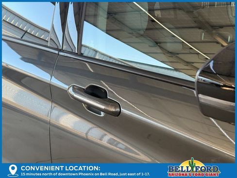 Used 2020 Ford Explorer Limited RWD image 7
