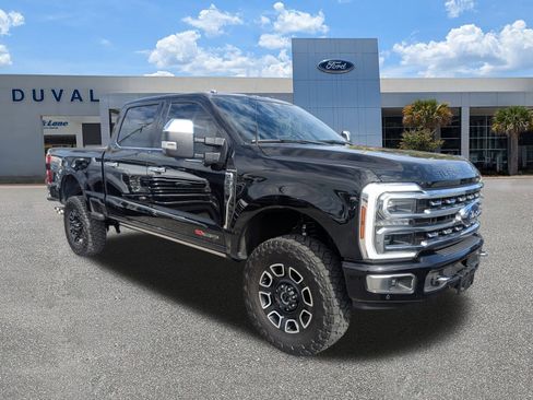 Used 2024 Ford F350 Platinum w/ FX4 Off-Road Package image 2