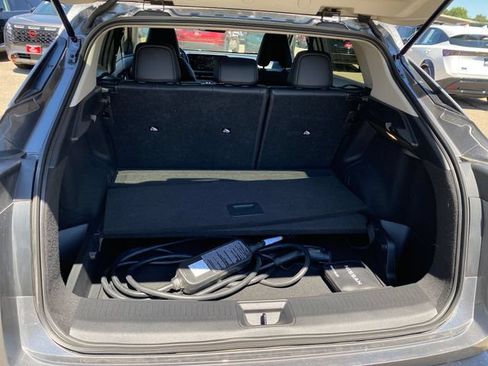 Used 2025 Nissan Ariya FWD image 24