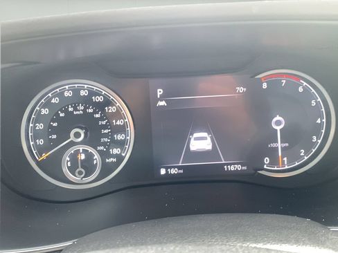 Certified 2023 Genesis G70 2.0T RWD image 24