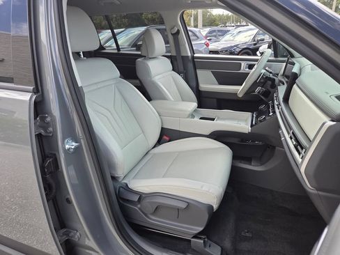 Used 2026 Hyundai Santa Fe SEL FWD image 19