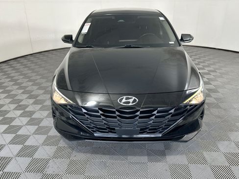 Used 2023 Hyundai Elantra SEL w/ Convenience Package FWD image 8