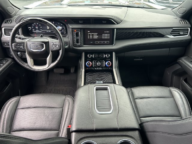 Used 2024 GMC Yukon Denali w/ Denali Reserve Package AWD/4WD image 30