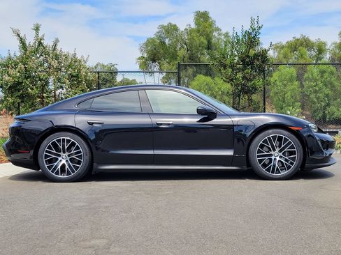 Certified 2023 Porsche Taycan w/ Premium Package RWD image 8