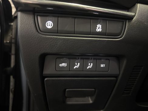 Used 2020 MAZDA MAZDA3 Sedan w/ Preferred Package image 29