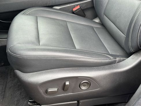 Certified 2024 Chevrolet Traverse LT w/ Enhanced Driving Package image 17