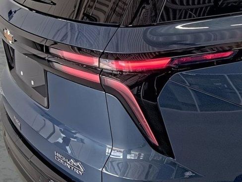 New 2026 Chevrolet Traverse High Country w/ LPO, Floor Liner Package FWD image 13