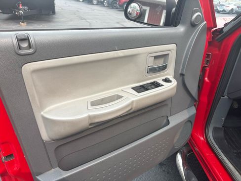 Used 2005 Dodge Dakota Laramie AWD/4WD image 9