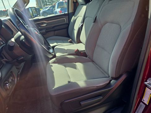 Used 2019 RAM 1500 Big Horn AWD/4WD image 10
