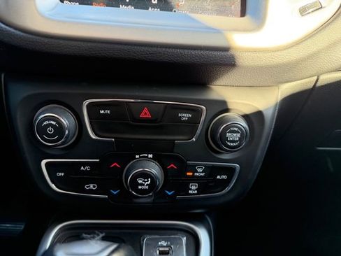 Used 2020 Jeep Compass Latitude w/ Popular Equipment Group image 66