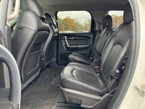 Used 2011 GMC Acadia SLT image 16