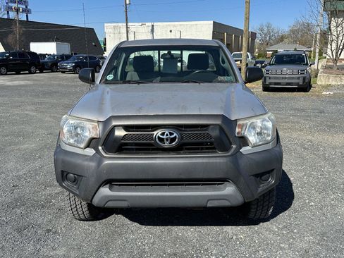 Used 2013 Toyota Tacoma 4x4 Regular Cab image 3