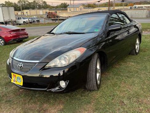 Used 2006 Toyota Solara SLE image 3