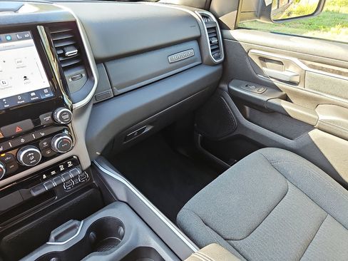 Used 2022 RAM 1500 Big Horn image 30