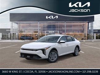 New 2025 Kia K4 LX image 1