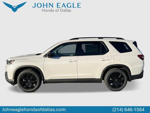New 2026 Honda Pilot Black Edition image 6