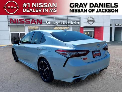 Used 2019 Toyota Camry XSE FWD image 5