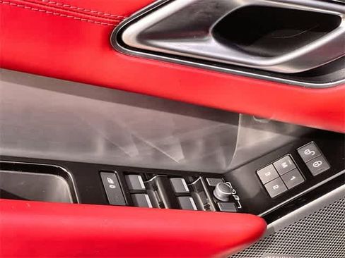 Used 2020 Land Rover Range Rover Velar SV Autobiography Dynamic image 30