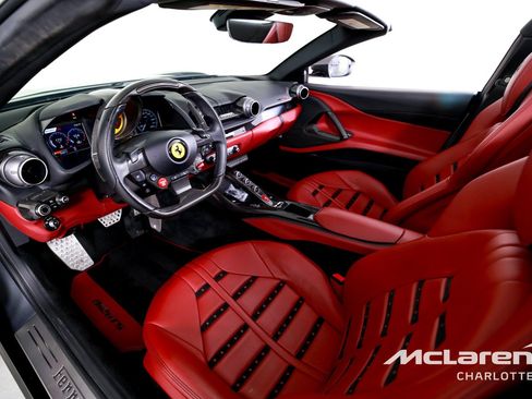 Used 2021 Ferrari 812 GTS RWD image 13