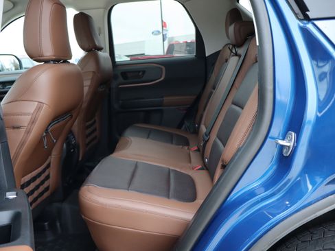 Used 2023 Ford Bronco Sport Badlands w/ Premium Package AWD/4WD image 11