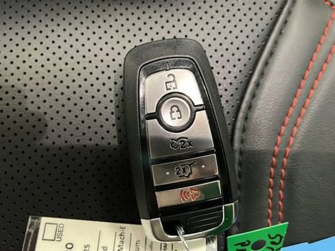 Used 2025 Ford Mustang Mach-E Premium w/ Sport Appearance Package AWD/4WD image 21