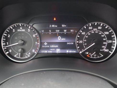 Used 2024 Nissan Armada SL w/ Captain's Chairs Package image 35