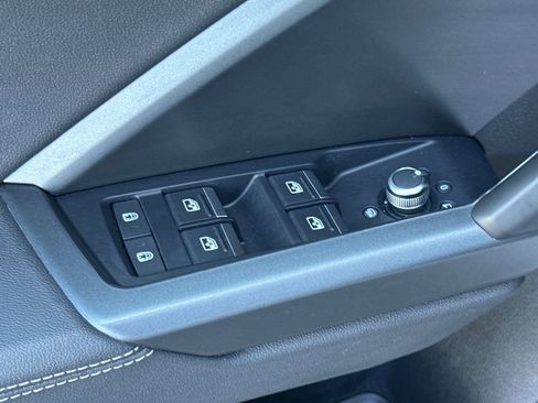 Used 2019 Audi Q3 2.0T Premium Plus image 13