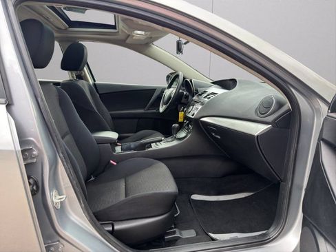 Used 2012 MAZDA MAZDA3 i Touring FWD image 13