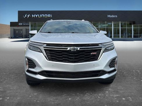 Used 2022 Chevrolet Equinox RS w/ RS Leather Package FWD image 2