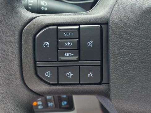 Used 2025 Ford F250 XLT w/ Black Appearance Package AWD/4WD image 22