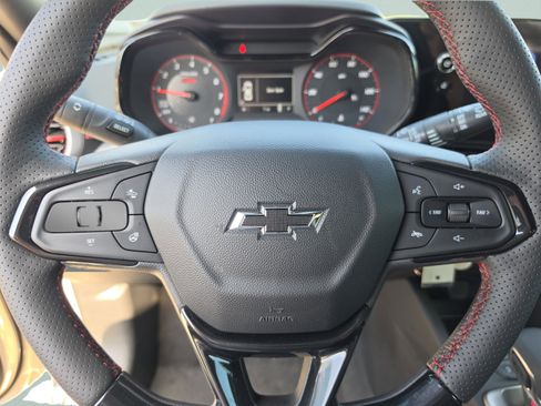 New 2026 Chevrolet Trax RS w/ Sunroof Package FWD image 35