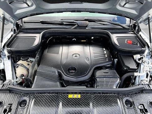 Certified 2024 Mercedes-Benz GLS 450 4MATIC image 11