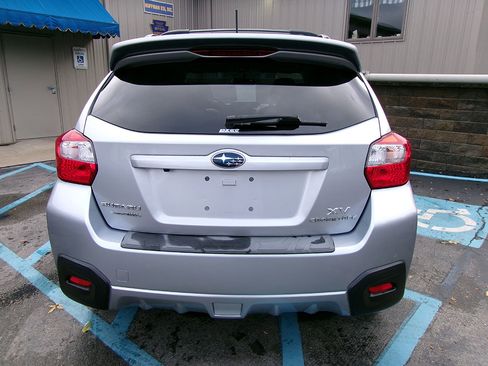 Used 2013 Subaru Crosstrek 2.0i Limited w/ Popular Pkg 2 image 4