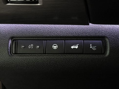 Used 2024 Nissan Pathfinder Platinum w/ Cargo Package image 32