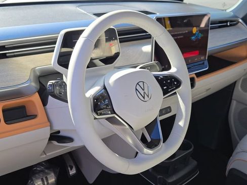 New 2025 Volkswagen ID. Buzz 1st Edition AWD/4WD image 11