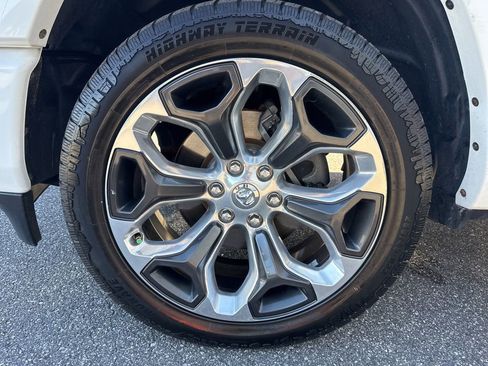 Used 2020 RAM 1500 Limited image 40