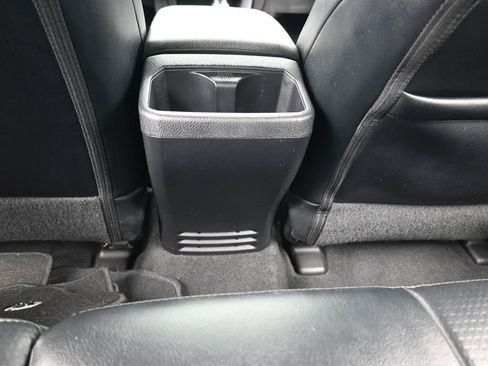 Used 2021 Toyota Tacoma SR5 image 40