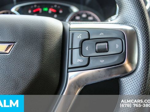 Used 2025 Chevrolet Blazer LT FWD image 28