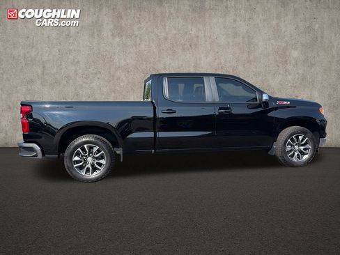 Used 2024 Chevrolet Silverado 1500 LT w/ Z71 Off-Road Package AWD/4WD image 10