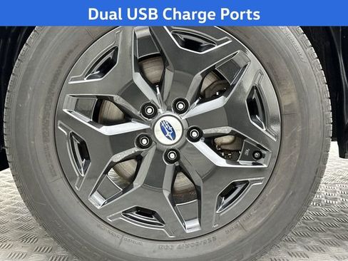 Used 2022 Subaru Forester Premium image 12