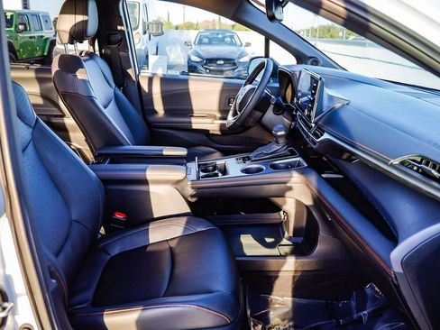 Used 2024 Toyota Sienna XSE w/ XSE Plus Package image 20