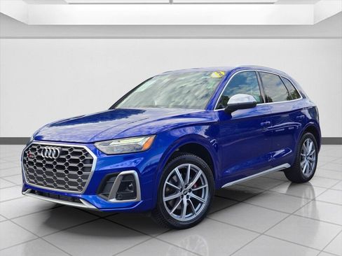 Used 2022 Audi SQ5 Premium w/ Convenience Package image 9