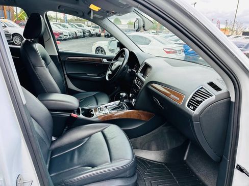 Used 2017 Audi Q5 2.0T Premium Plus w/ Technology Package AWD/4WD image 19