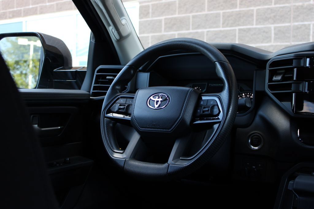 Used 2023 Toyota Tundra SR5 w/ SR5 Convenience Package AWD/4WD image 44