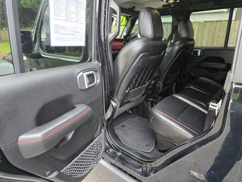 Used 2020 Jeep Gladiator Rubicon image 19