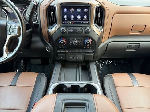 Used 2019 Chevrolet Silverado 1500 High Country AWD/4WD image 27