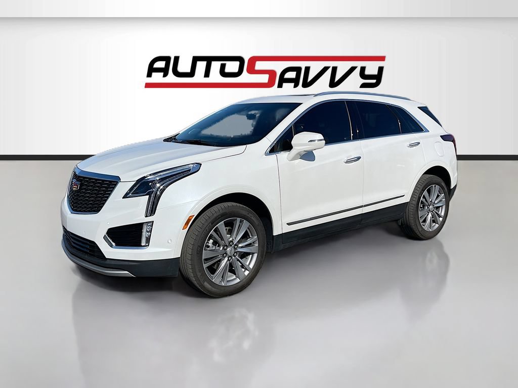 Used 2024 Cadillac XT5 Premium Luxury w/ Technology Package FWD image 3